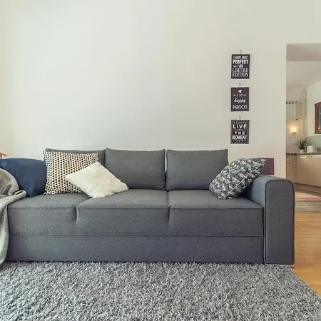Rent Like - Chmielna 27 *