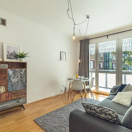 Rent Like - Chmielna 27 华沙